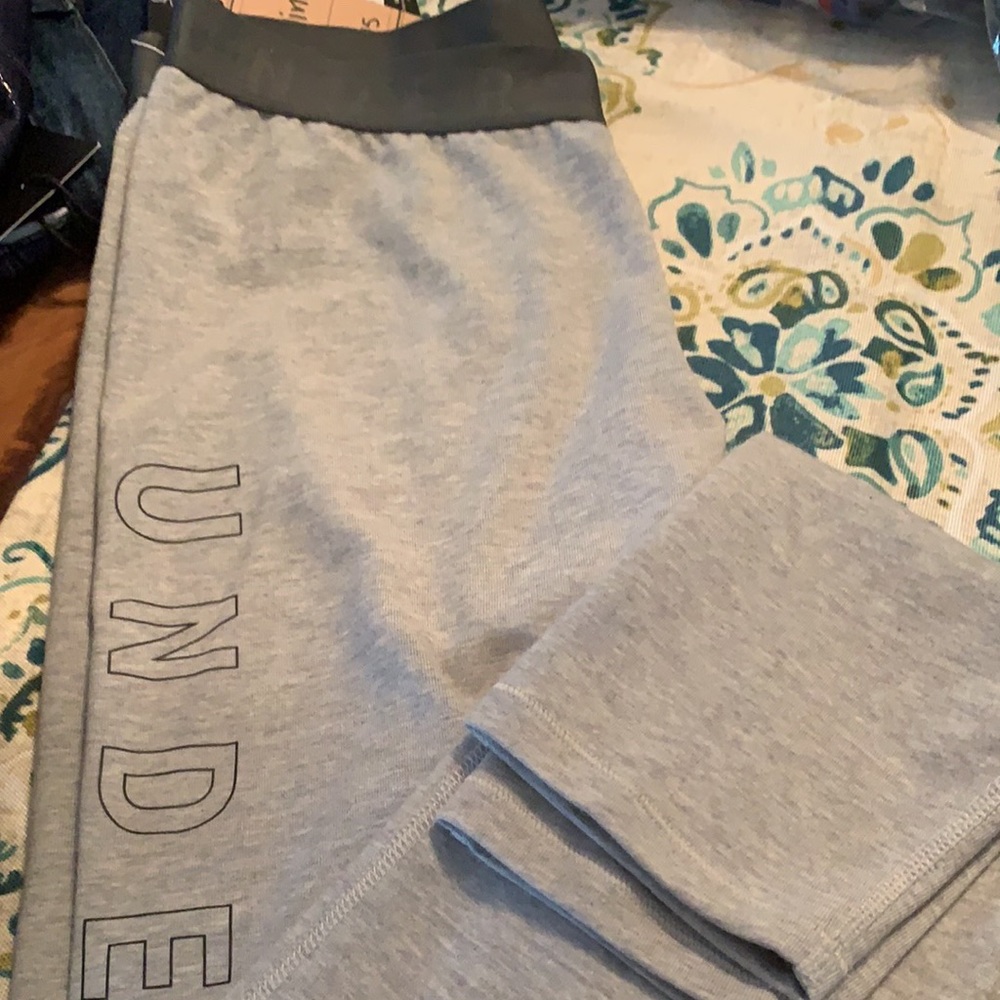 Under Armour Leggings Women’s size Medium